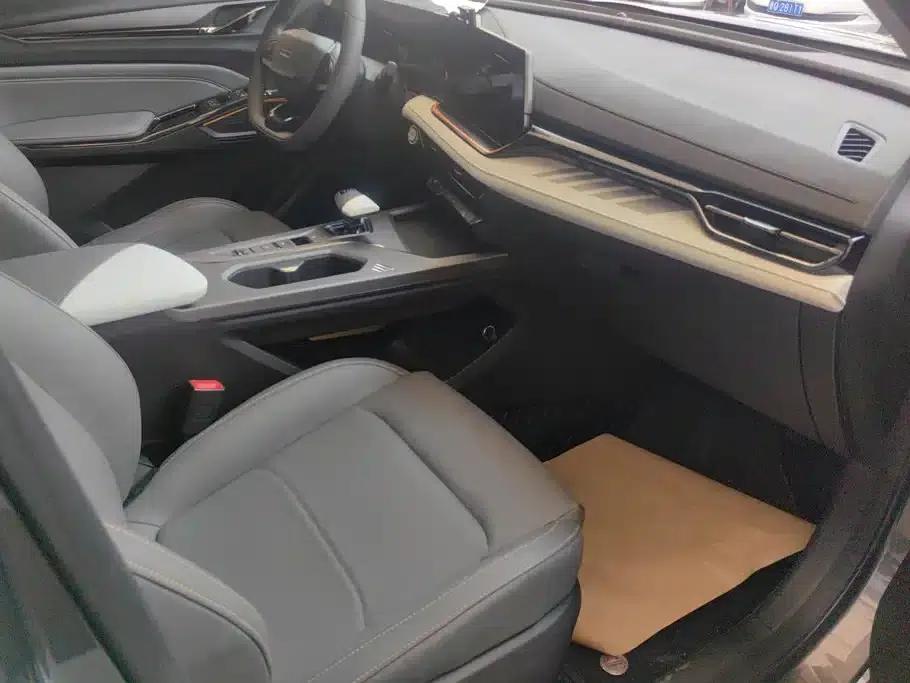 Changan Oushang X5 PLUS 2023 1.5T DCT Premium Edition — миниатюра 8