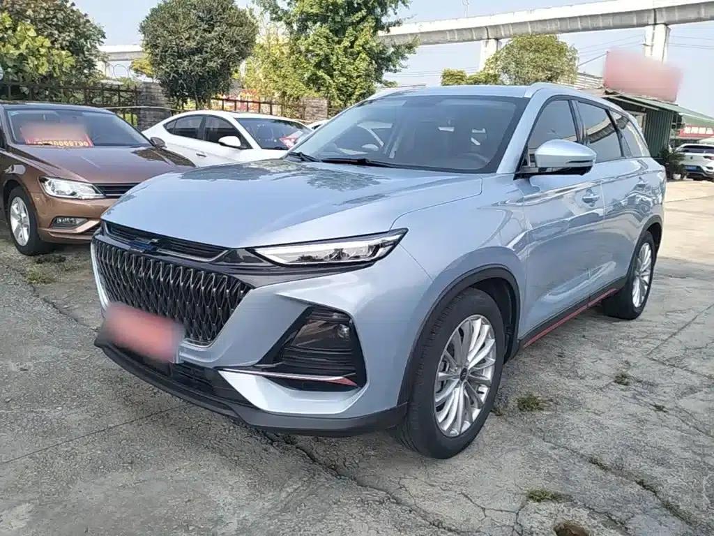 Changan Oushang X7 PLUS 2022 1.5T Blue Whale Edition Automatic Premium Model — миниатюра 1