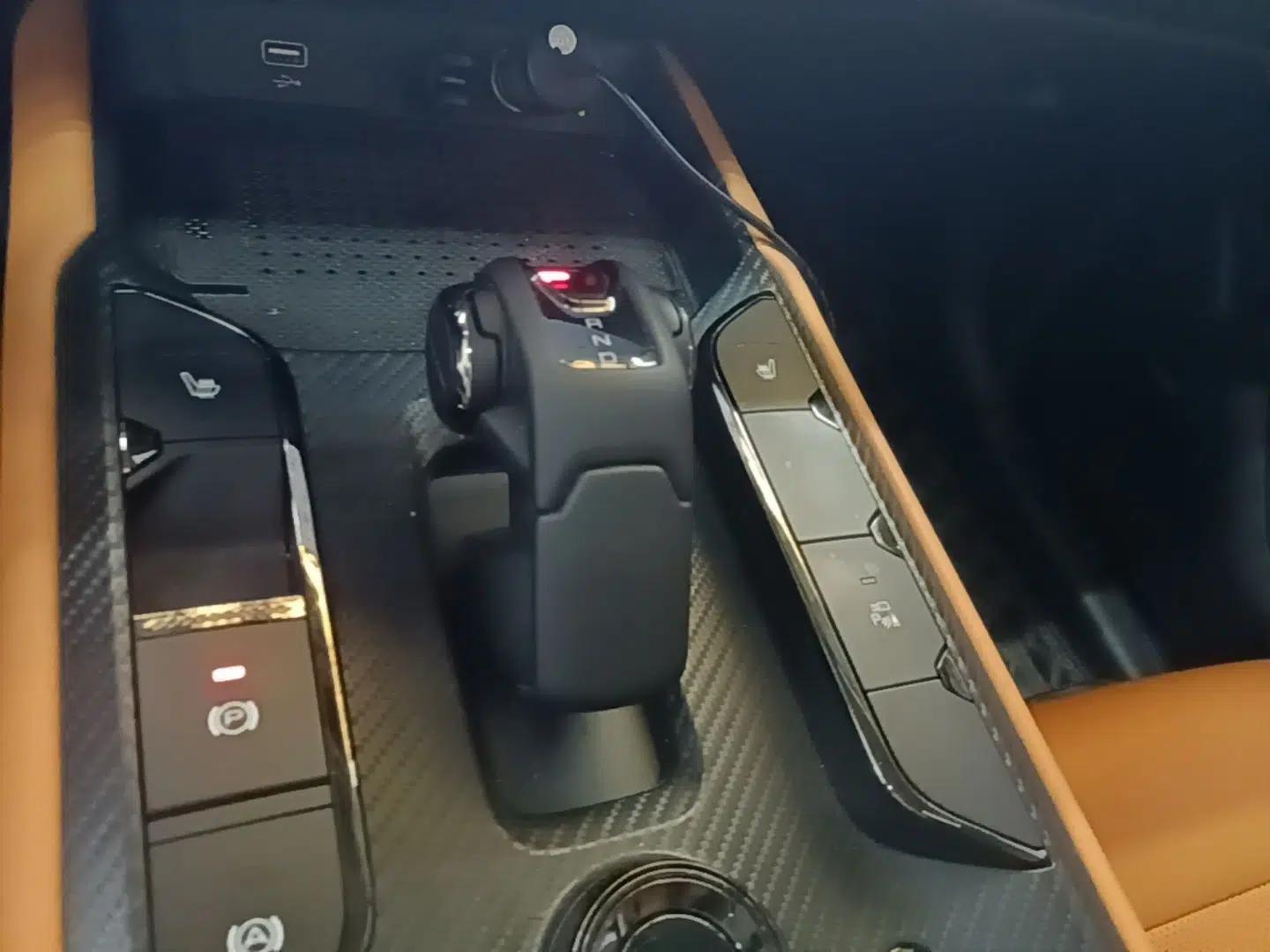 Haval Raptor New Energy 2024 Hi4 102 Pro — миниатюра 21