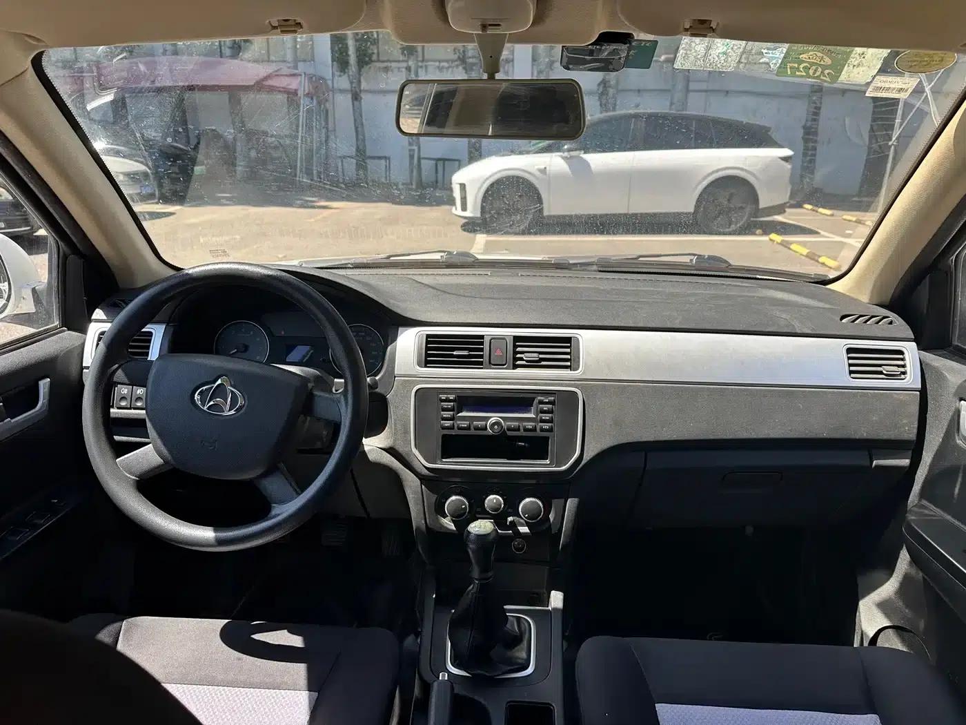 Changan Shenqi F30 2019 1.5L Elite Edition National VI Dual Cab Short Wheelbase DAM15KL — миниатюра 14