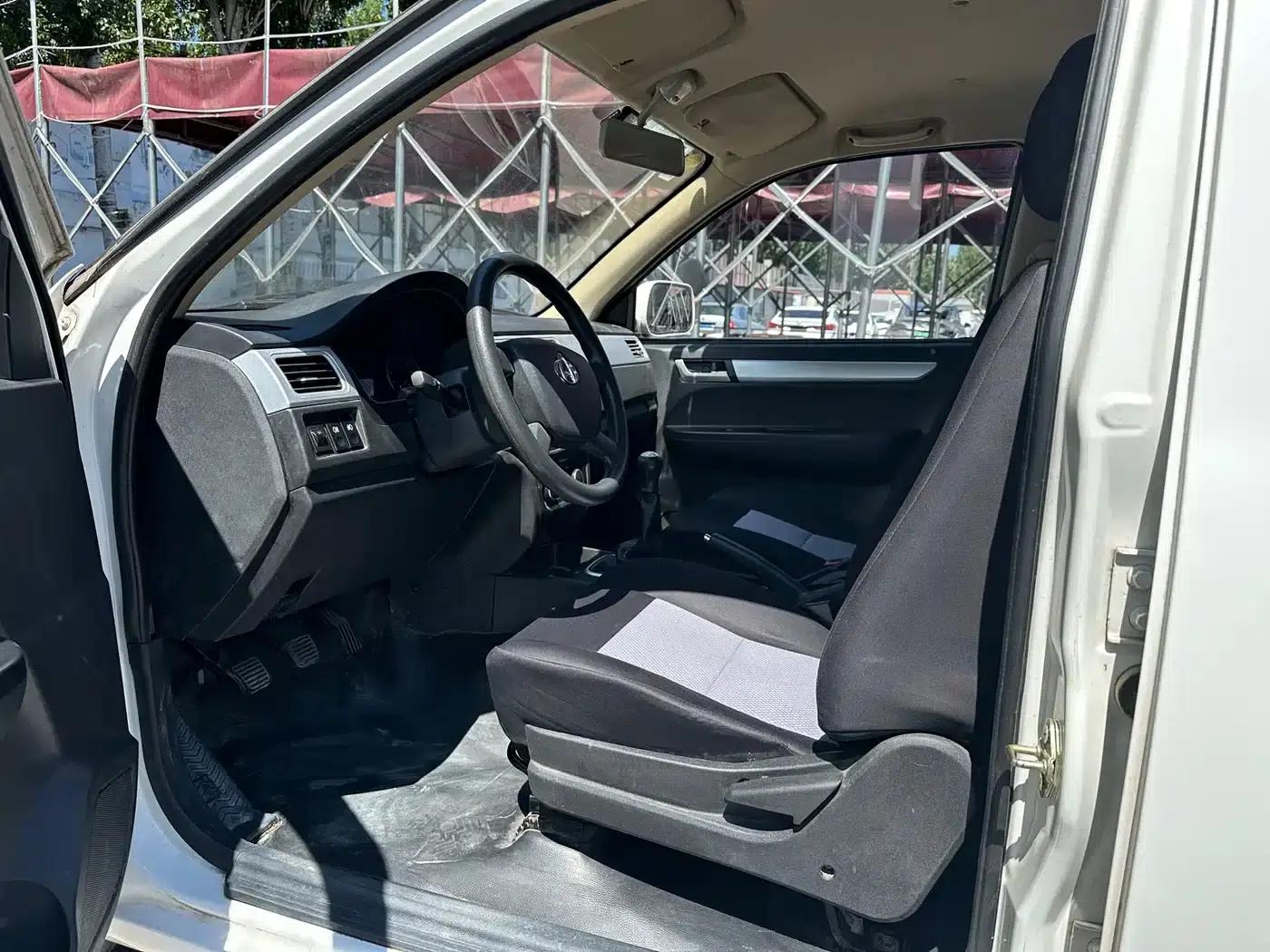 Changan Shenqi F30 2019 1.5L Elite Edition National VI Dual Cab Short Wheelbase DAM15KL — миниатюра 9