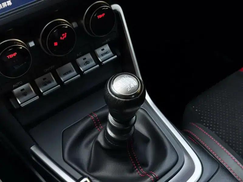 2022 Subaru BRZ 2.4L Manual — миниатюра 8