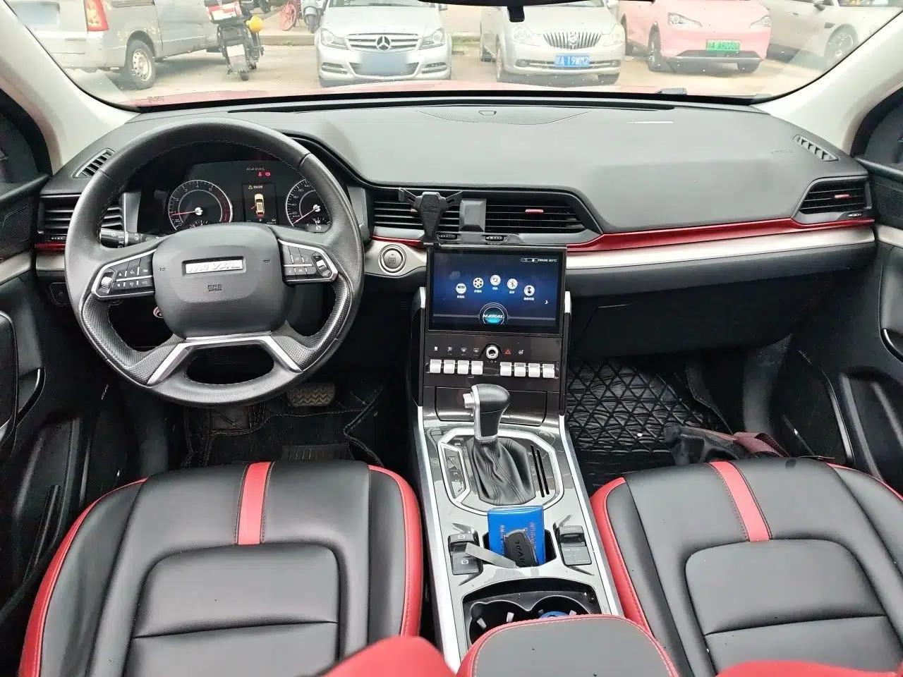 Haval H4 2019 Red-Label 1.5 GDIT DCT Luxury Smart Connectivity Model — миниатюра 9