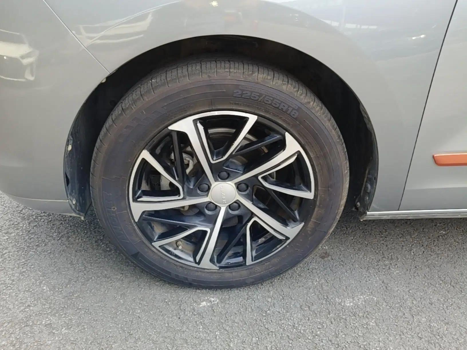 Haval JOLION 2021 1.5T Automatic Grand Three-Volume Version — миниатюра 10