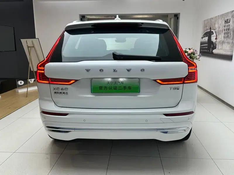 2025 Volvo XC60 PHEV T8 AWD Long Range Smart Luxury Edition — миниатюра 5