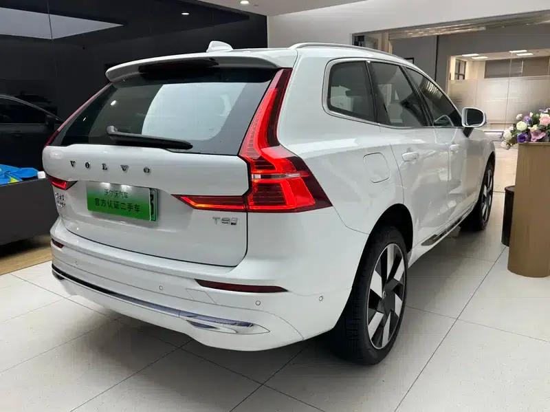 2025 Volvo XC60 PHEV T8 AWD Long Range Smart Luxury Edition — миниатюра 6