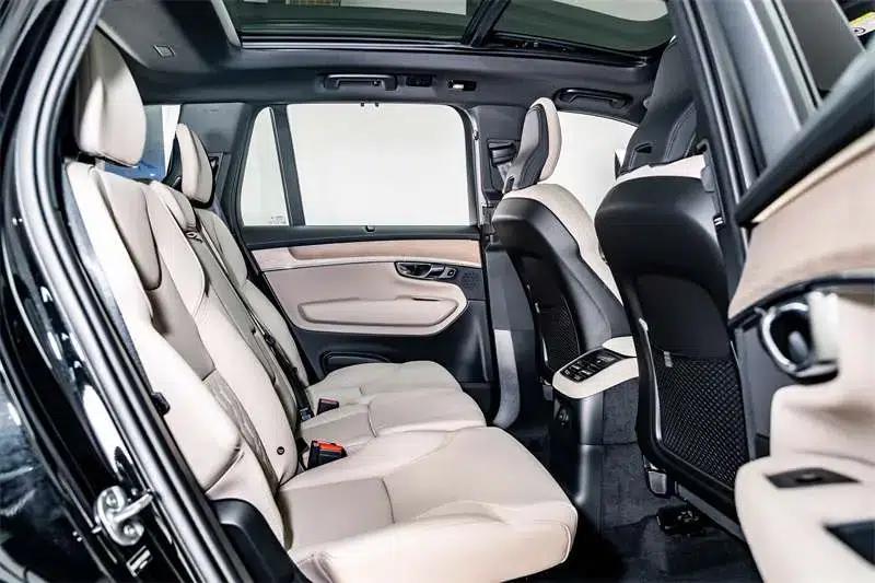 Volvo XC90 PHEV 2025 Facelift E-Drive Hybrid T8 Long Range Smart Luxury Edition 7-Seater — миниатюра 21
