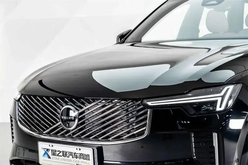 Volvo XC90 PHEV 2025 Facelift E-Drive Hybrid T8 Long Range Smart Luxury Edition 7-Seater — миниатюра 6