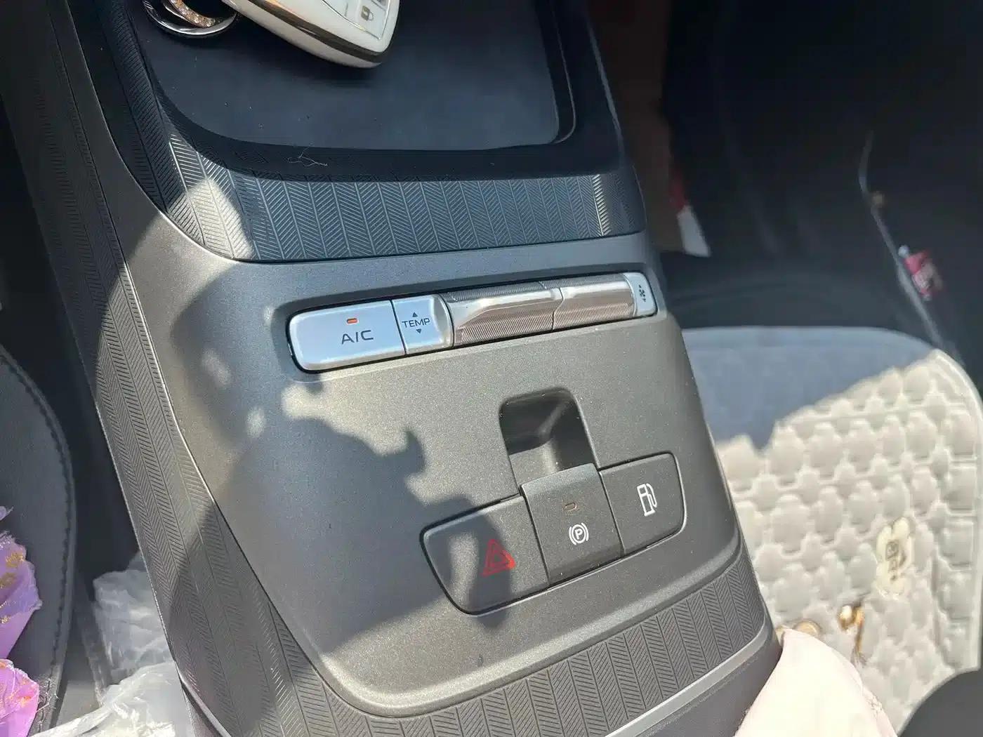 Changan Qiyuan A05 2024 Model - Truly Delicious Edition 70 Superior Type — миниатюра 14