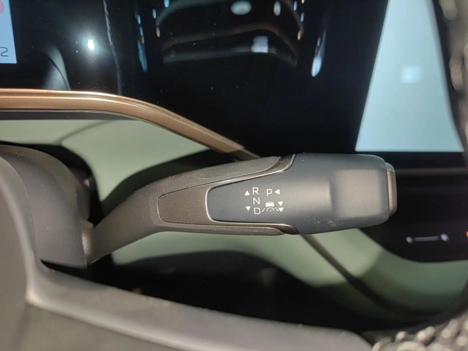 Hongqi EH7 2025 690 Smart Selection Edition — миниатюра 16