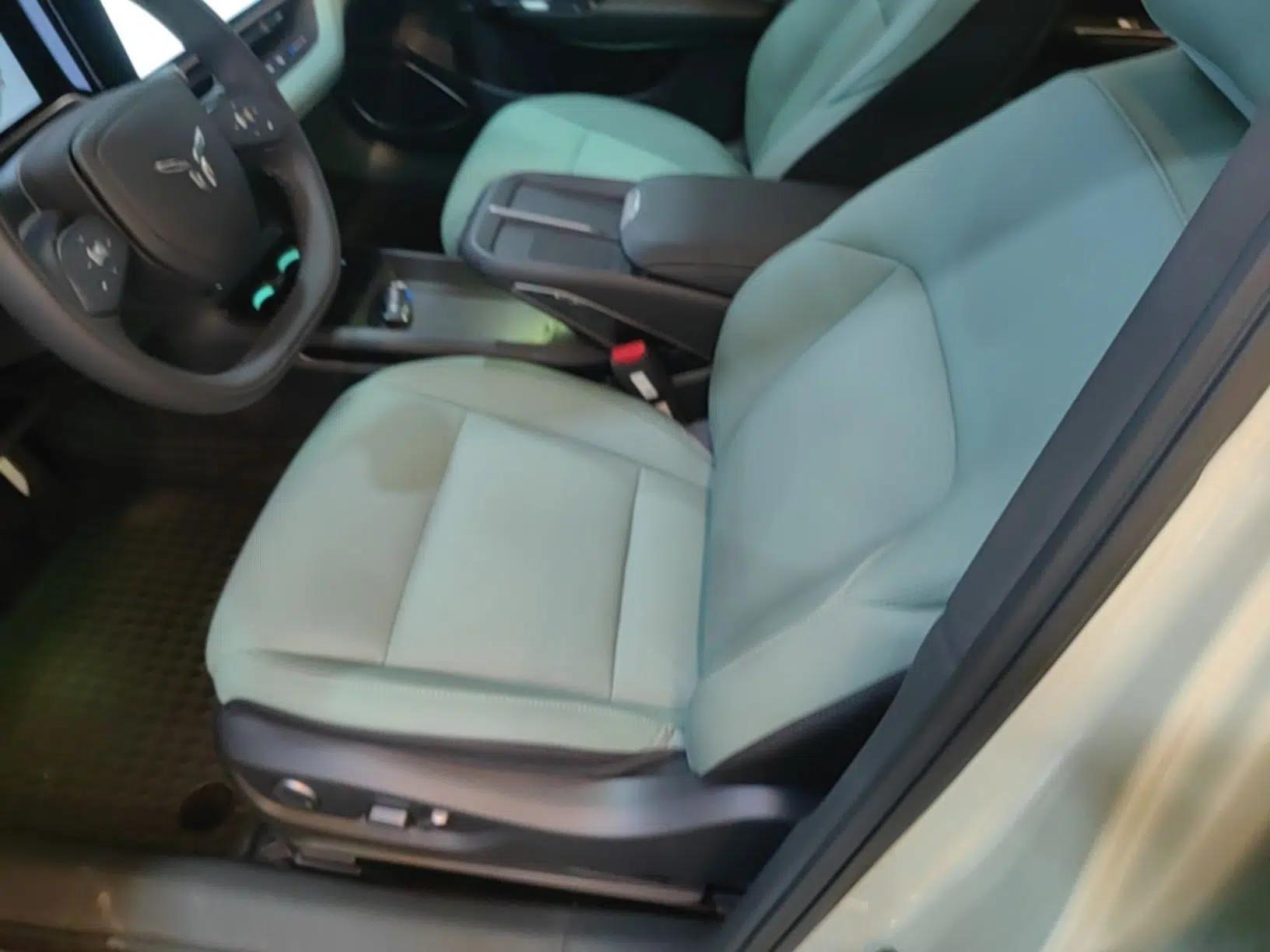 Hongqi EH7 2025 690 Smart Selection Edition — миниатюра 17