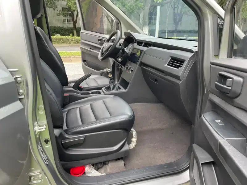 Wuling Hongguang PLUS 2020 1.5T Manual Standard Commercial Vehicle (7 Seats) — миниатюра 10