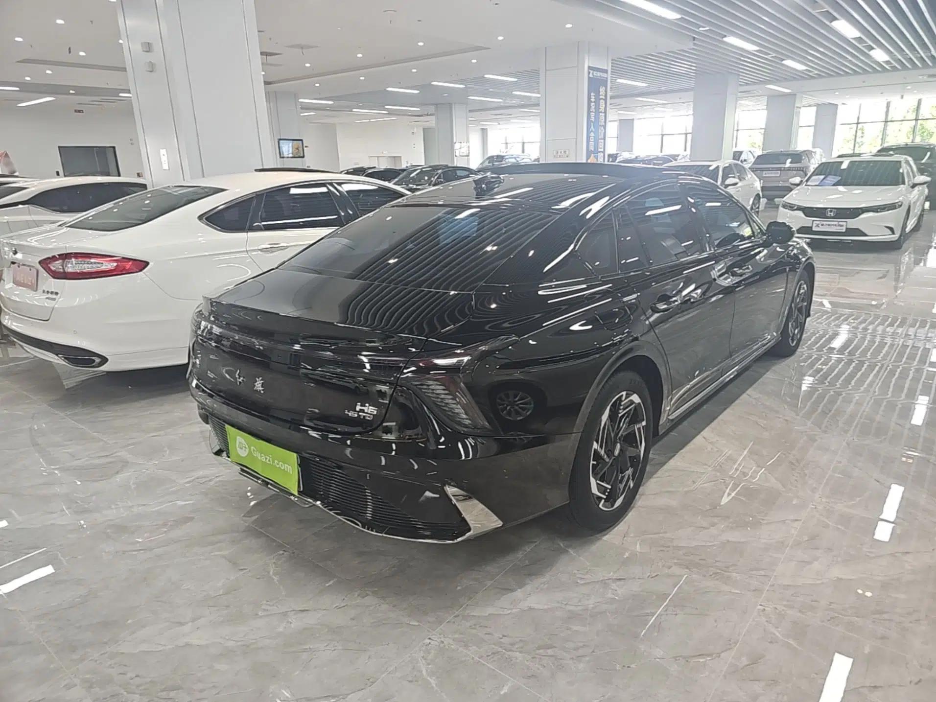 Hongqi H6 2023 2.0T Zhiyi Version — миниатюра 6