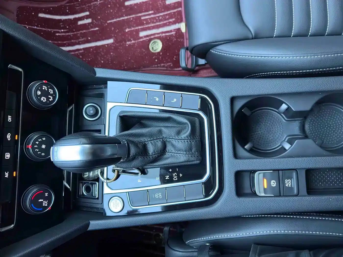 Volkswagen Magotan 2023 2 Millionth Unit Commemorative Edition 280TSI DSG Comfort Model — миниатюра 12