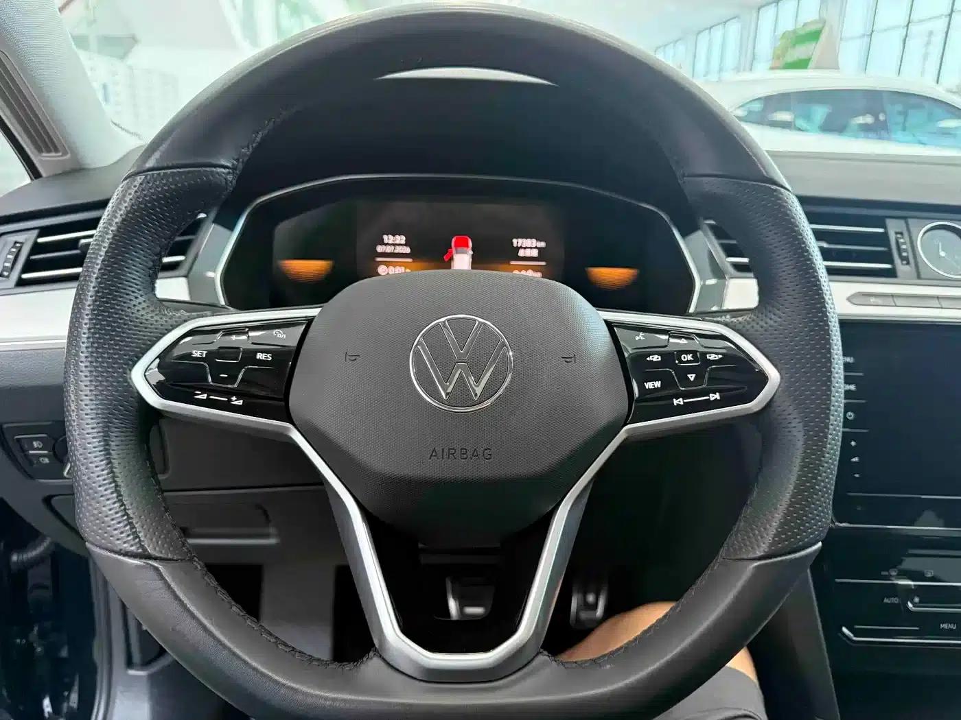 Volkswagen Magotan 2023 2 Millionth Unit Commemorative Edition 280TSI DSG Comfort Model — миниатюра 16