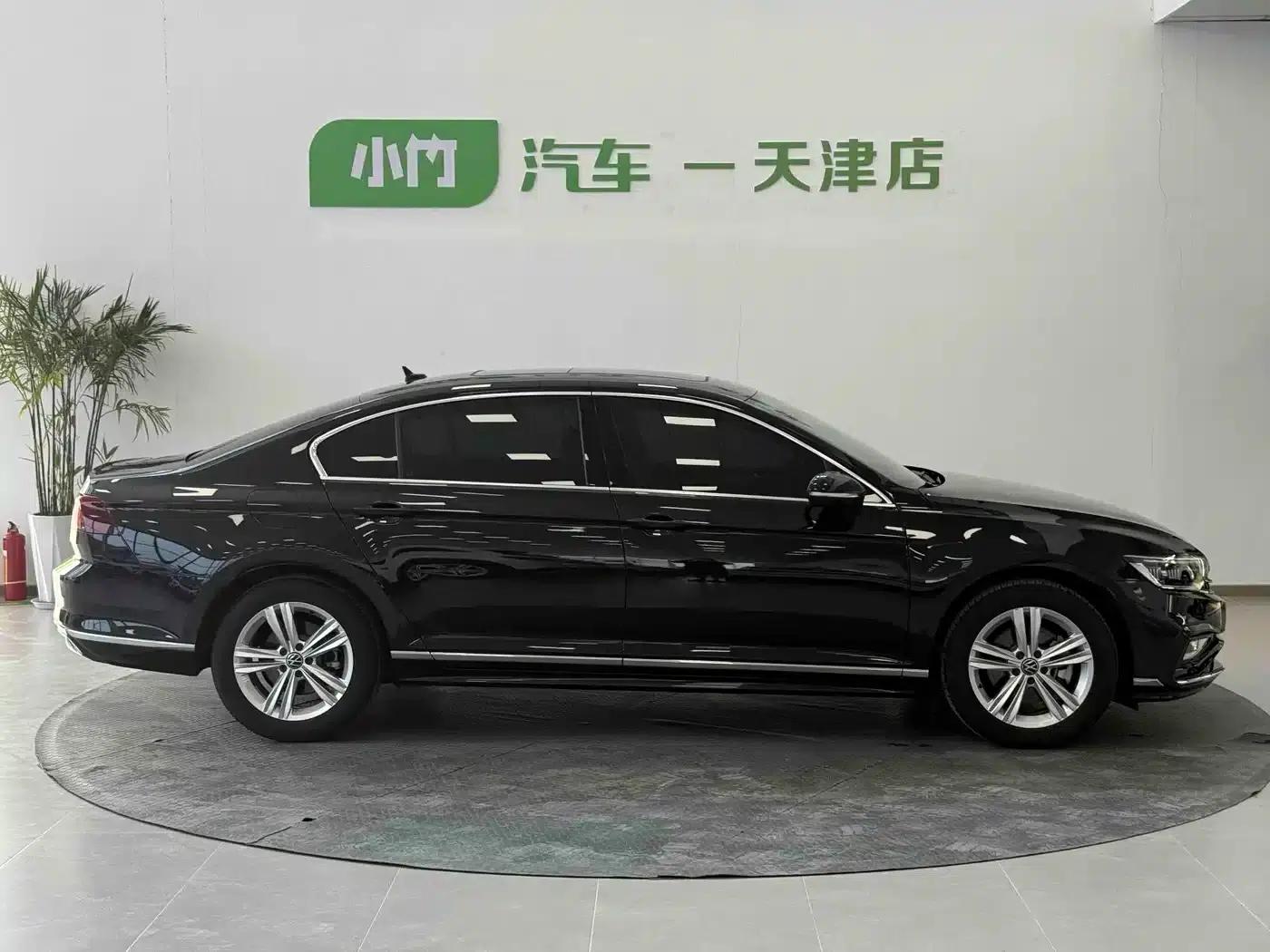 Volkswagen Magotan 2023 2 Millionth Unit Commemorative Edition 280TSI DSG Comfort Model — миниатюра 18