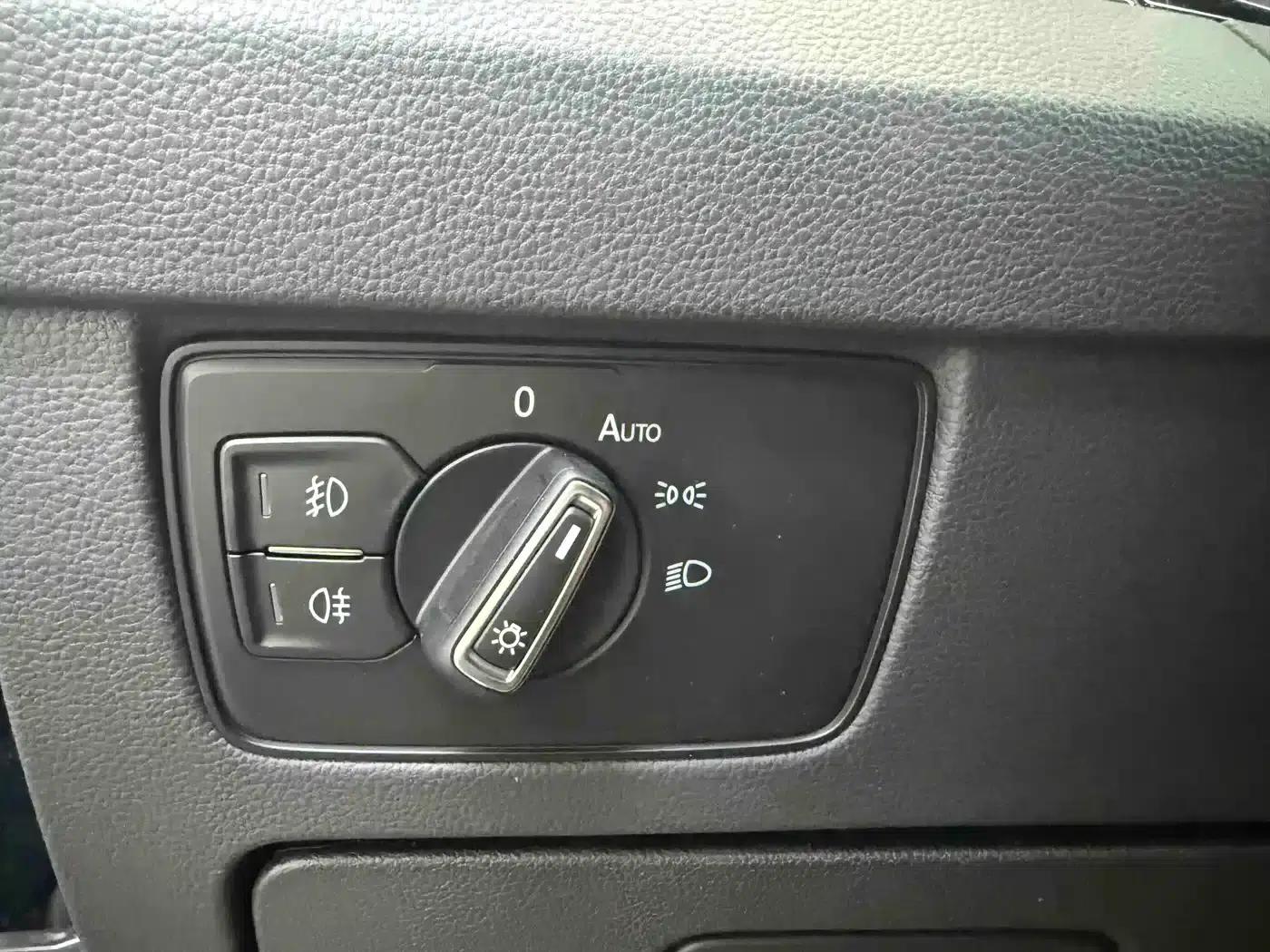 Volkswagen Magotan 2023 2 Millionth Unit Commemorative Edition 280TSI DSG Comfort Model — миниатюра 19
