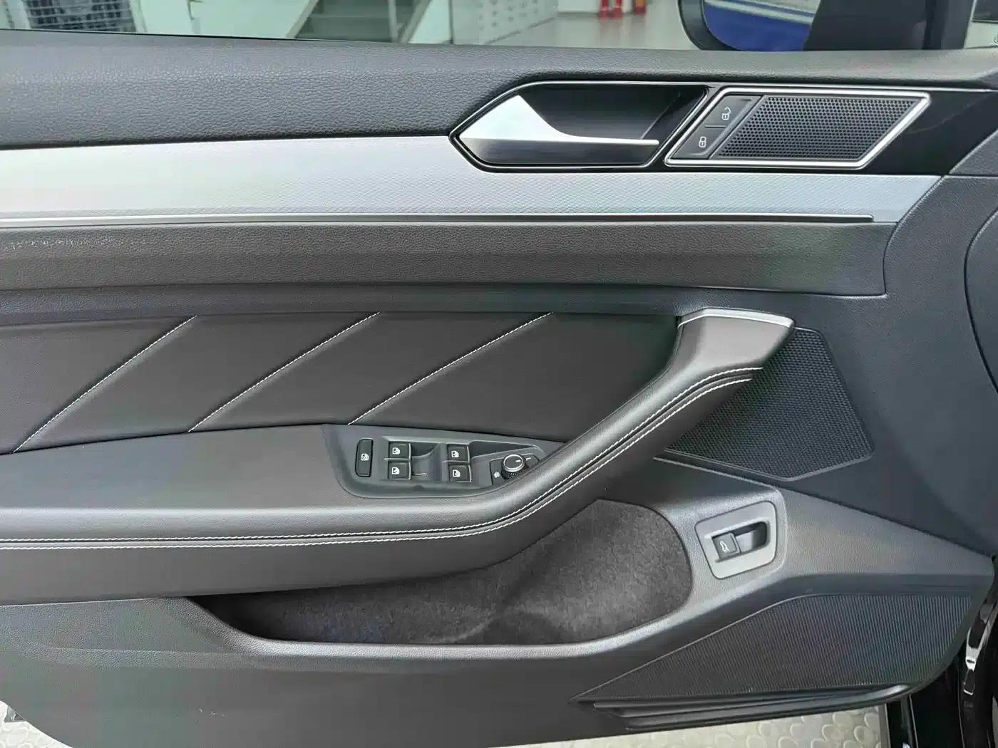 Volkswagen Magotan 2023 2 Millionth Unit Commemorative Edition 280TSI DSG Comfort Model — миниатюра 20