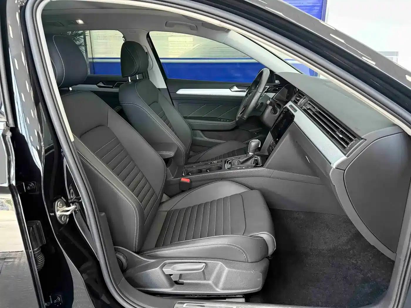 Volkswagen Magotan 2023 2 Millionth Unit Commemorative Edition 280TSI DSG Comfort Model — миниатюра 7