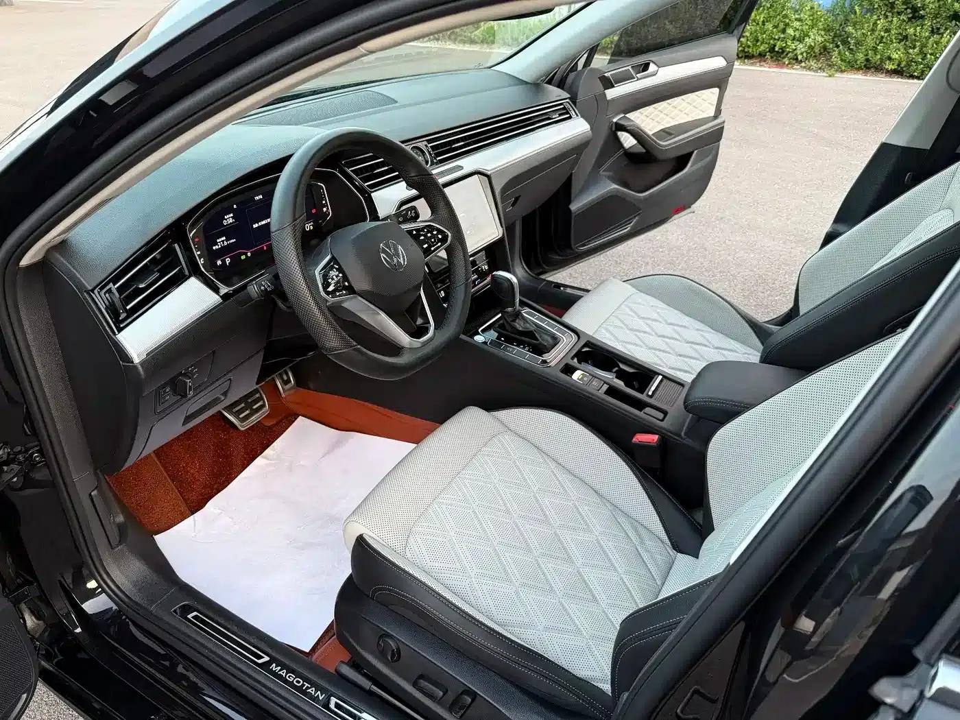 2025 Volkswagen Passat 330TSI DSG Luxury Edition — миниатюра 10