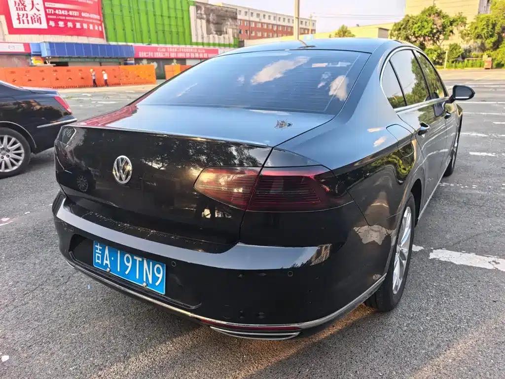2018 Volkswagen Magotan Facelift 330TSI DSG Luxury Model — миниатюра 12