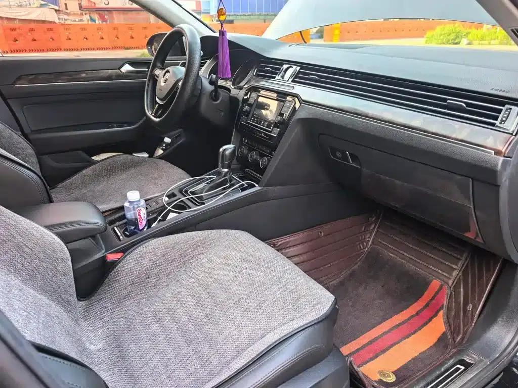 2018 Volkswagen Magotan Facelift 330TSI DSG Luxury Model — миниатюра 8