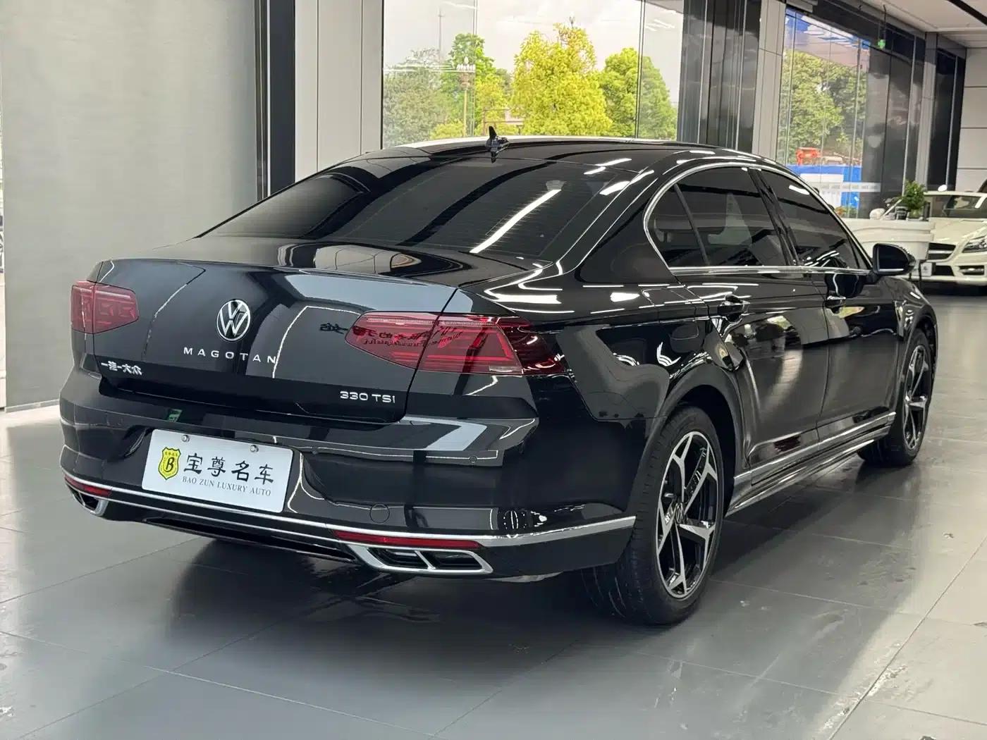 Volkswagen Magotan 2023 2 Millionth Unit Commemorative Edition 330TSI DSG Luxury — миниатюра 6