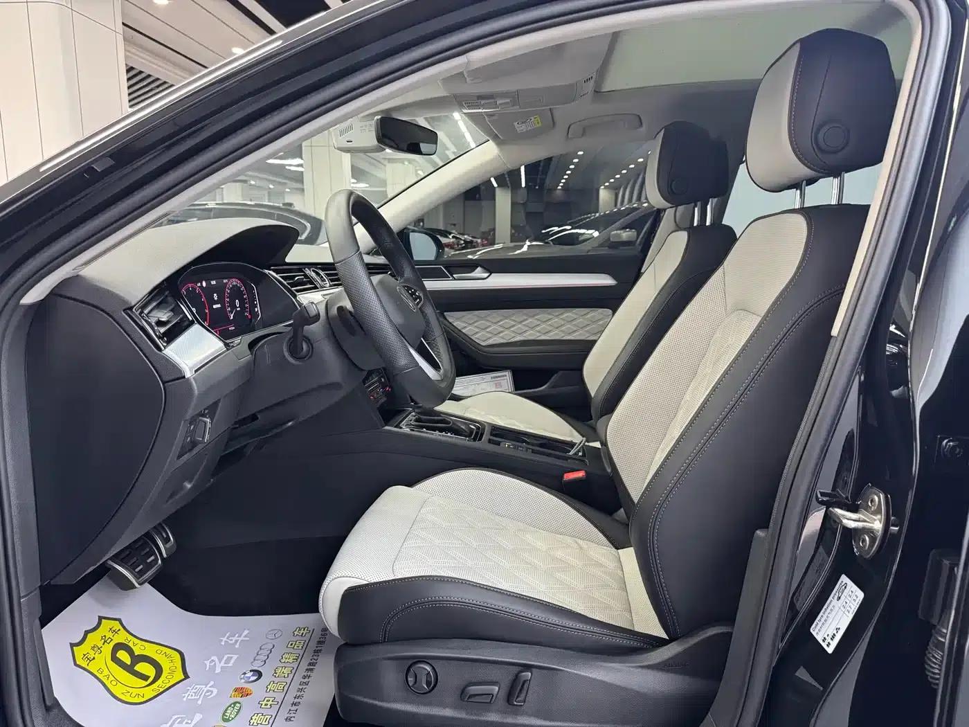Volkswagen Magotan 2023 2 Millionth Unit Commemorative Edition 330TSI DSG Luxury — миниатюра 7