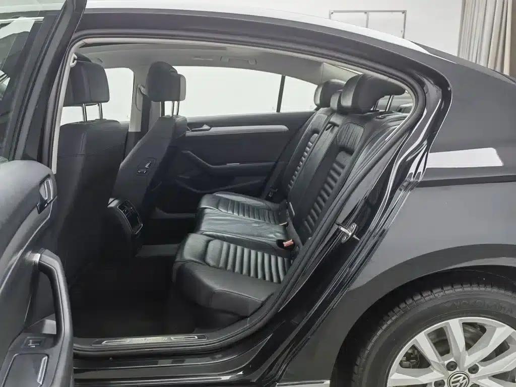 2017 Volkswagen Magotan 330TSI DSG Leading Edition — миниатюра 15
