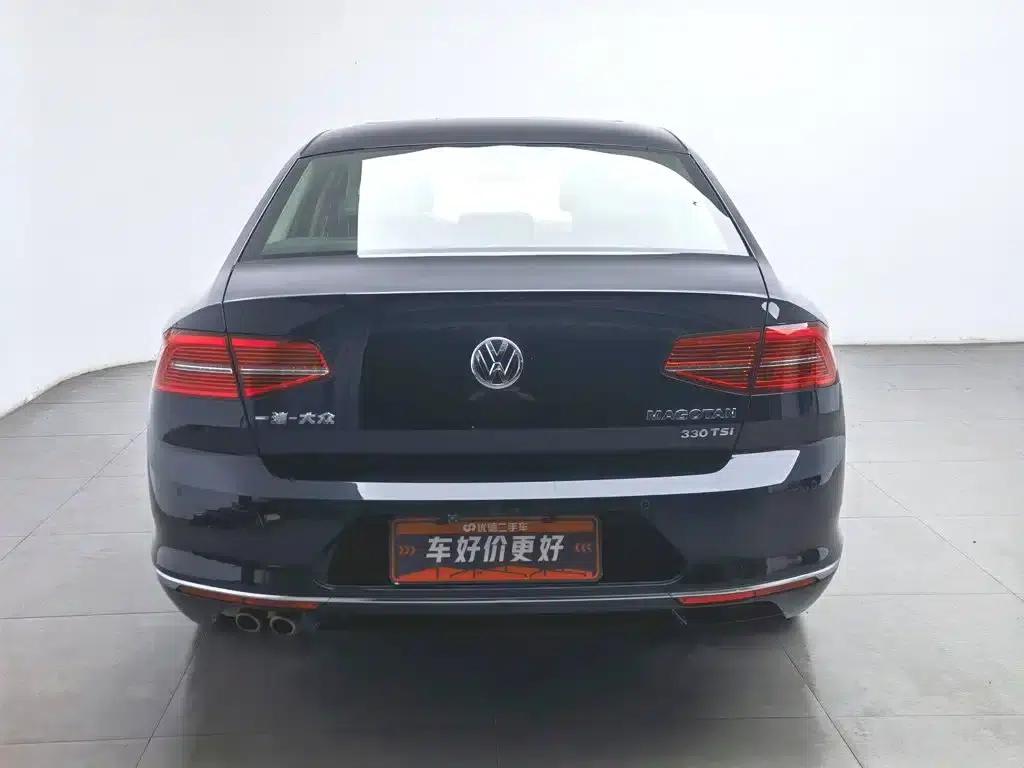 2017 Volkswagen Magotan 330TSI DSG Leading Edition — миниатюра 4