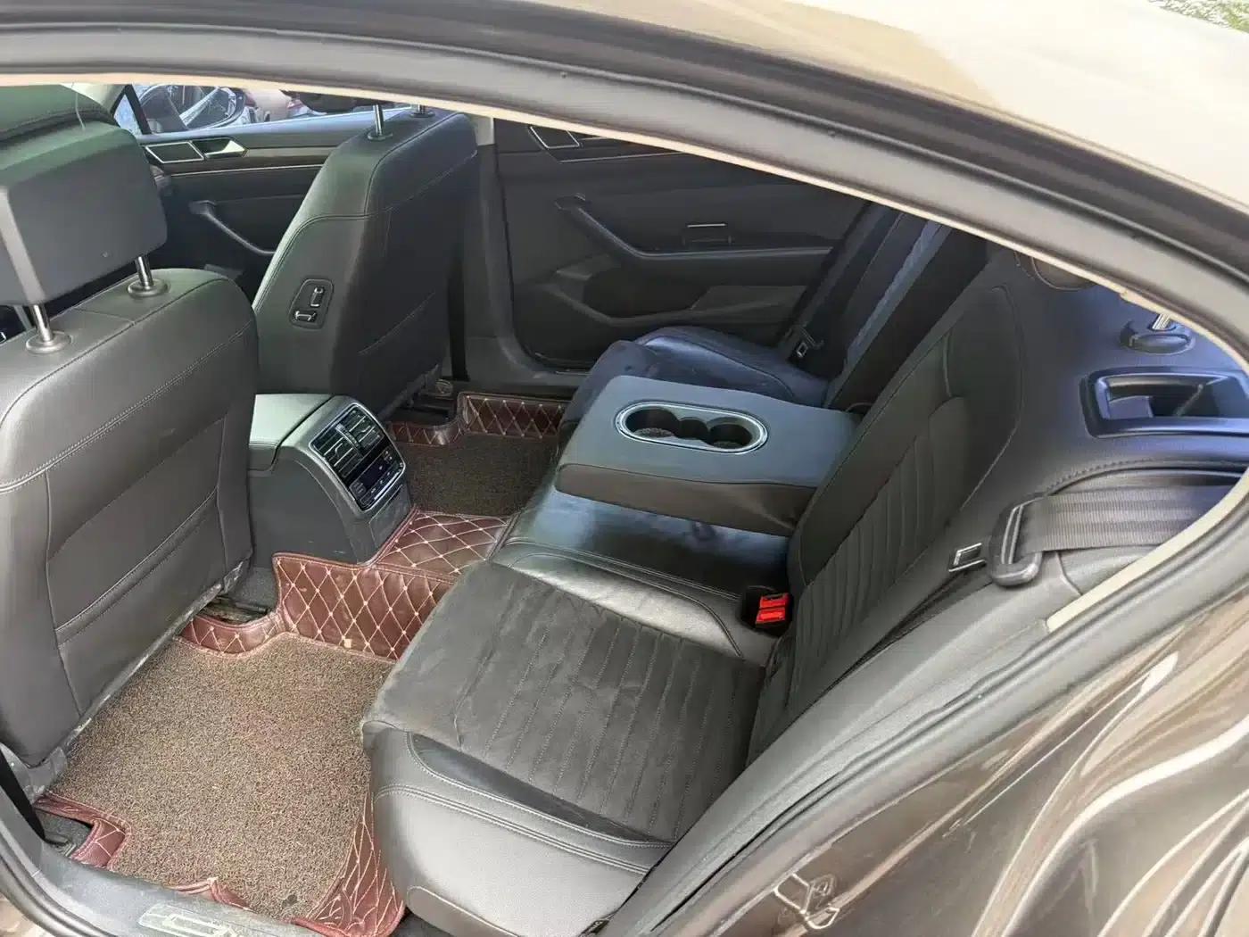 2017 Volkswagen Passat 330TSI DSG Luxury — миниатюра 6
