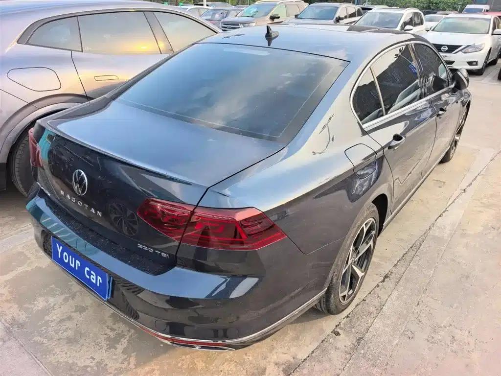 Volkswagen Magotan 2023 2 Millionth Unit Commemorative Edition 330TSI DSG Luxury — миниатюра 4