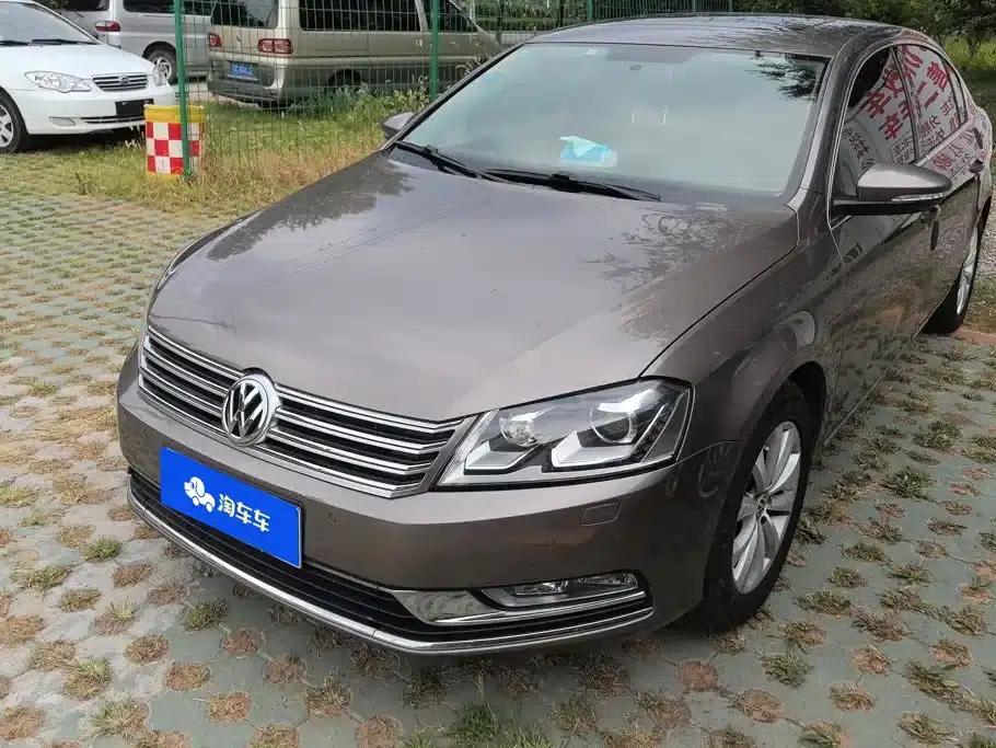 2013 Volkswagen Passat 1.8TSI Leading Edition — миниатюра 1