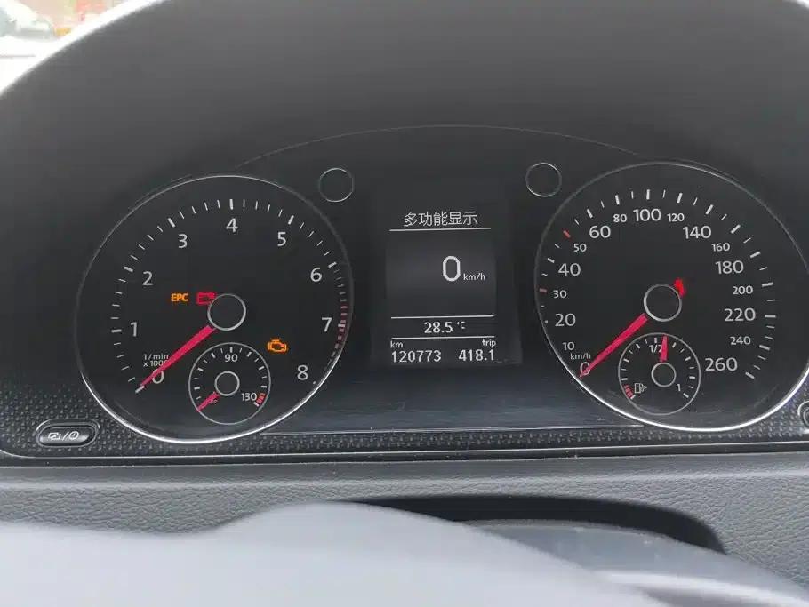 2013 Volkswagen Passat 1.8TSI Leading Edition — миниатюра 14