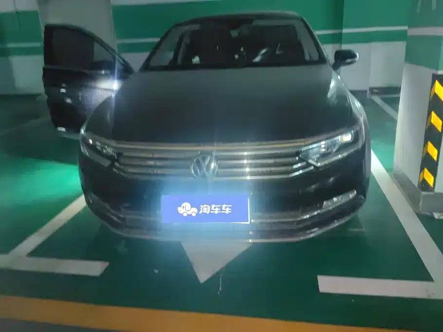 2018 Volkswagen Passat 380TSI DSG Premium — миниатюра 2