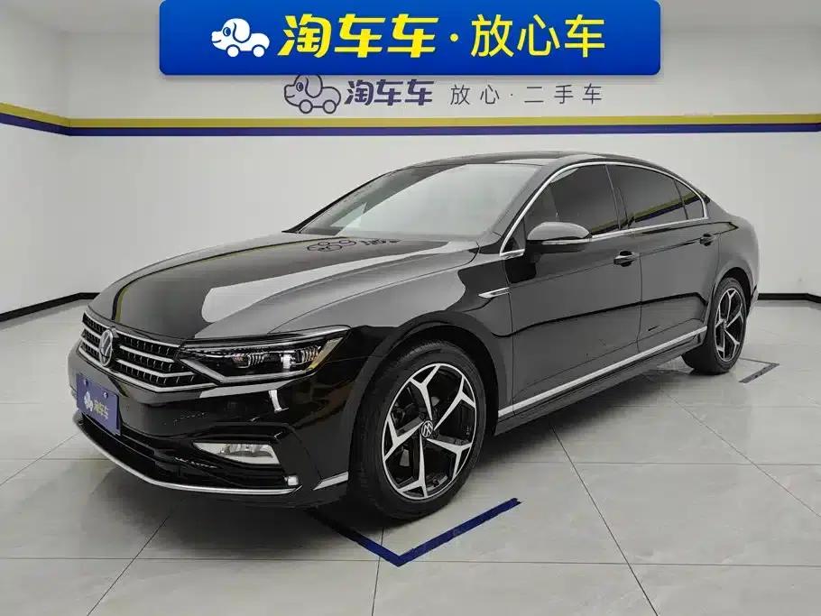 2024 Volkswagen Magotan 330TSI DSG Luxury Edition (2 Million Units Limited Edition) — миниатюра 1