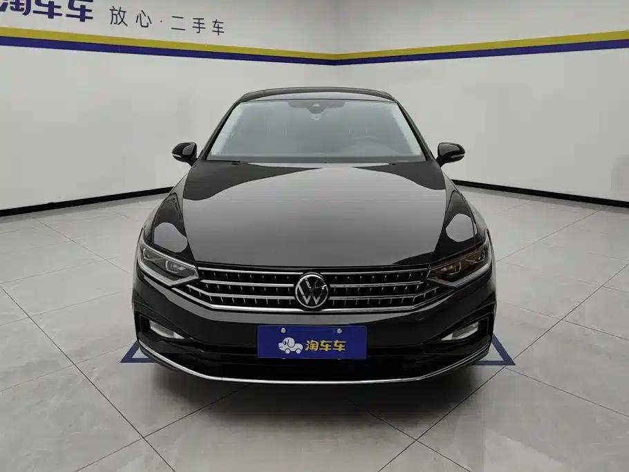 2024 Volkswagen Magotan 330TSI DSG Luxury Edition (2 Million Units Limited Edition) — миниатюра 2