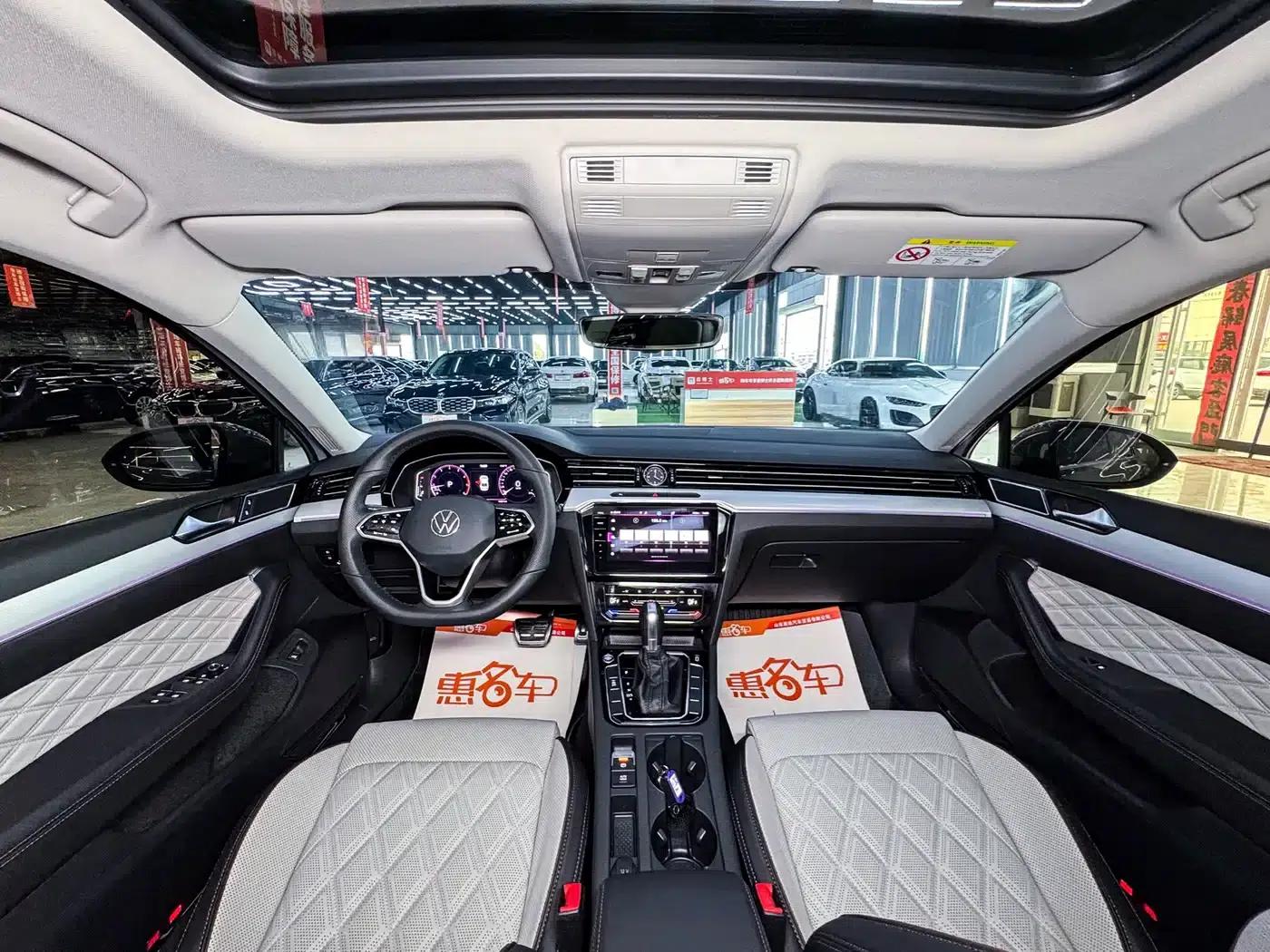 Volkswagen Magotan 2023 2 Millionth Unit Commemorative Edition 330TSI DSG Luxury — миниатюра 7