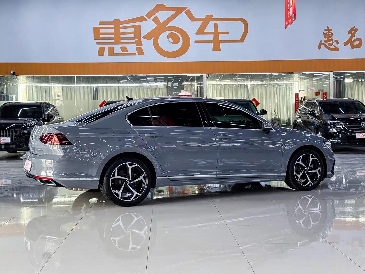 Volkswagen Magotan 2023 2 Millionth Unit Commemorative Edition 330TSI DSG Luxury — миниатюра 8