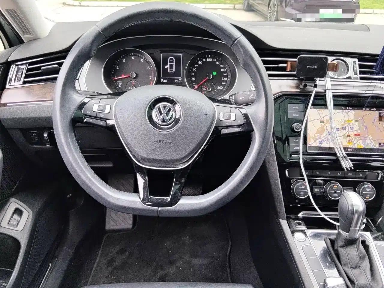 2019 Volkswagen Magotan 330TSI DSG Luxury Edition (National V Emission Standard) — миниатюра 12
