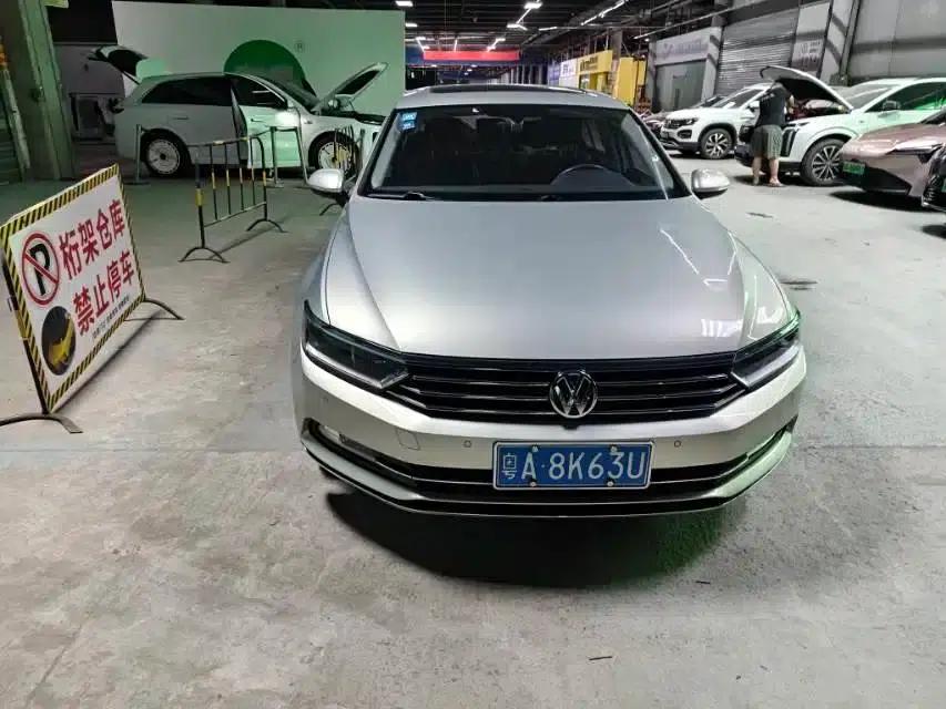 2019 Volkswagen Magotan 330TSI DSG Luxury Edition (National V Emission Standard) — миниатюра 3