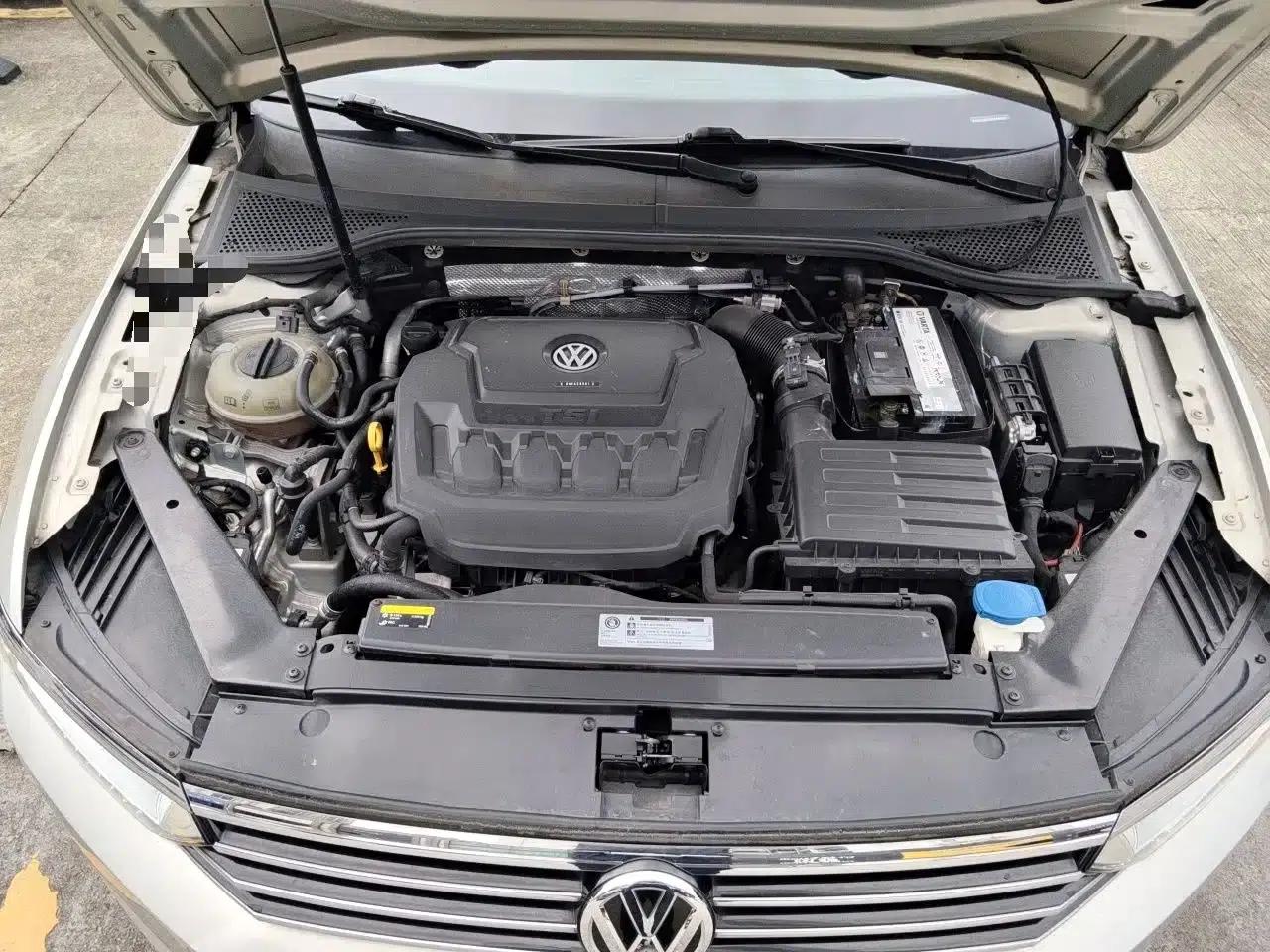 2019 Volkswagen Magotan 330TSI DSG Luxury Edition (National V Emission Standard) — миниатюра 10