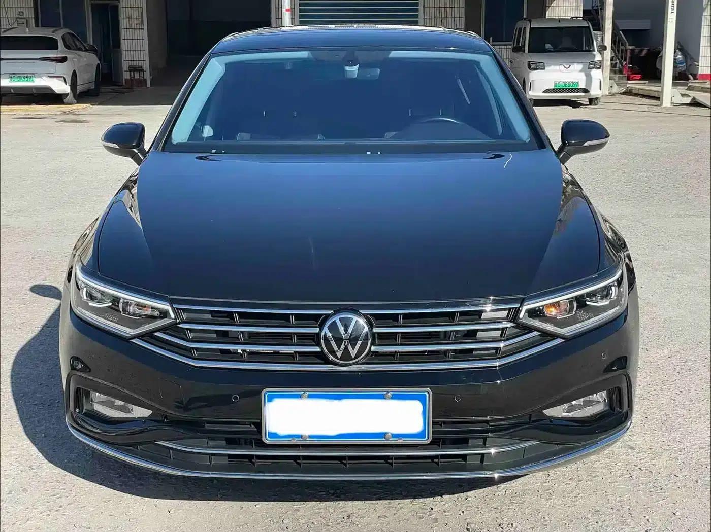 2020 Volkswagen Passat 330TSI DSG Leading Edition — миниатюра 2