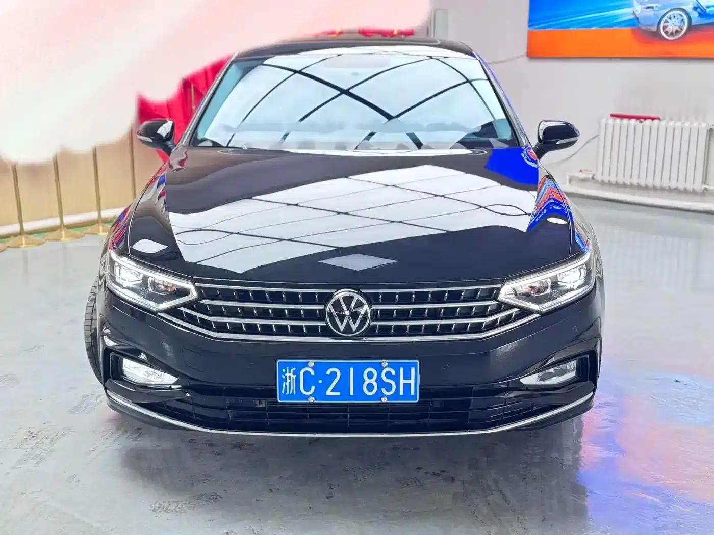 Magotan 2023 2 Millionth Unit Commemorative Edition 280TSI DSG Leading Model — миниатюра 2