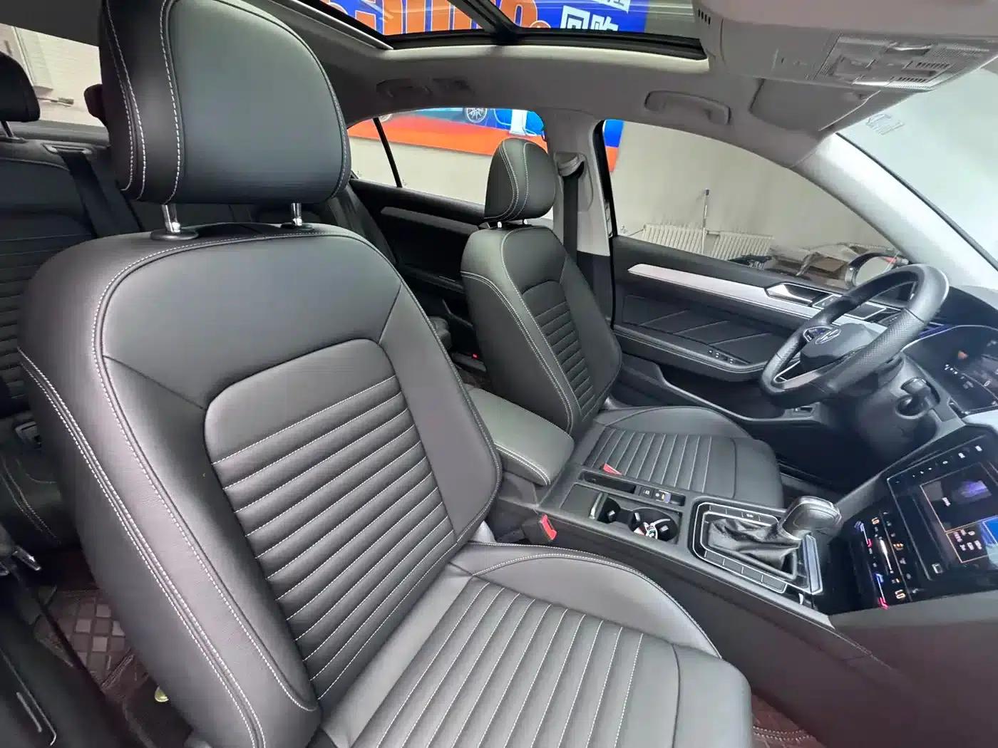Magotan 2023 2 Millionth Unit Commemorative Edition 280TSI DSG Leading Model — миниатюра 11