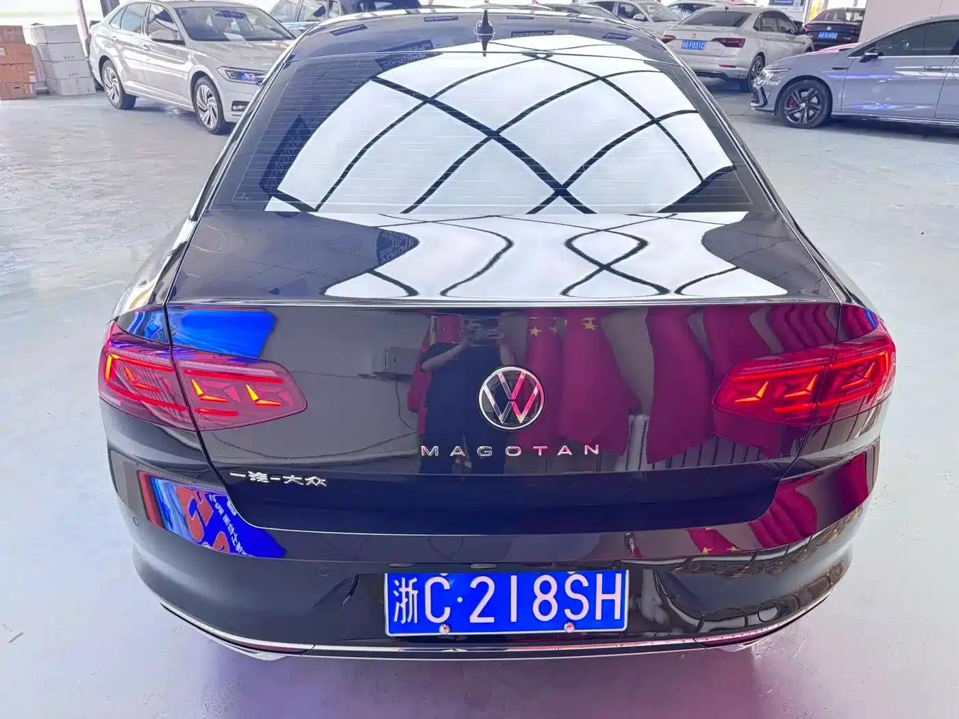 Magotan 2023 2 Millionth Unit Commemorative Edition 280TSI DSG Leading Model — миниатюра 4