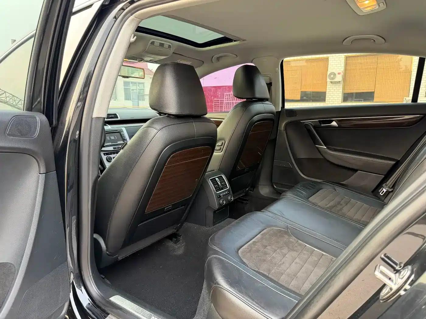 2015 Volkswagen Passat Facelift 2.0TSI Premium — миниатюра 16