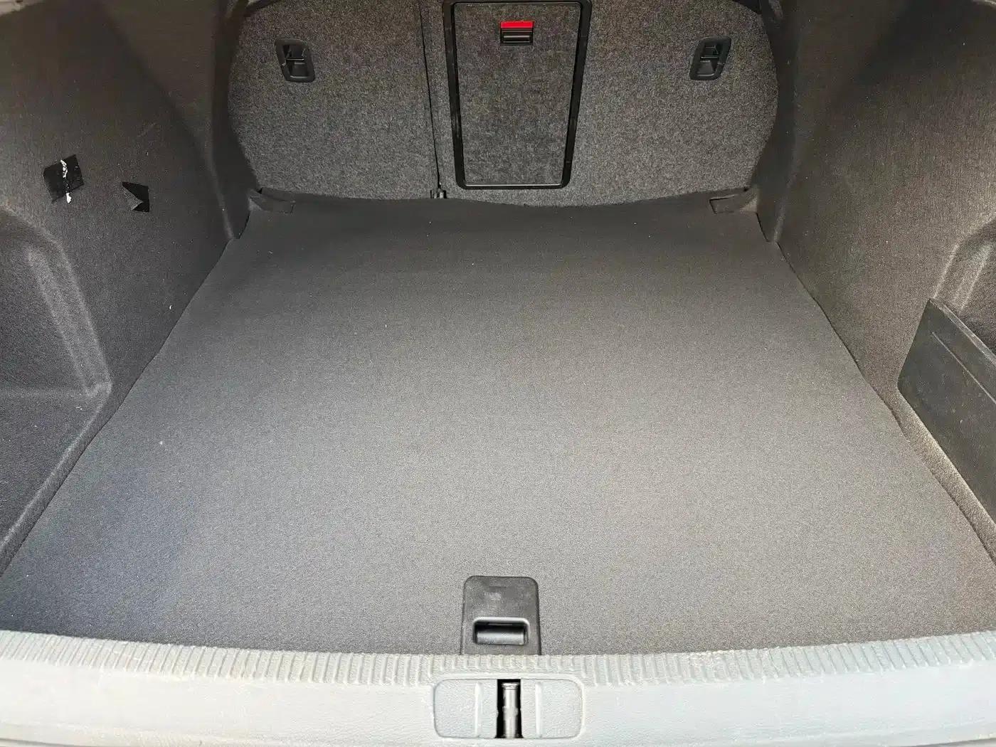 2015 Volkswagen Passat Facelift 2.0TSI Premium — миниатюра 17