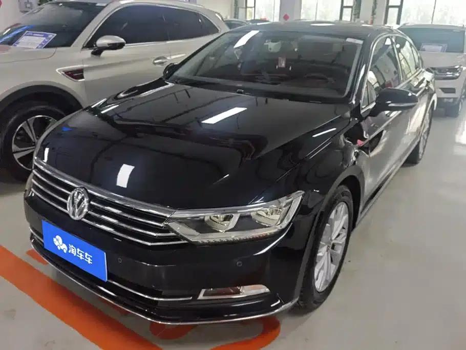 2019 Volkswagen Magotan 330TSI DSG Luxury Edition (China VI Emission Standard) — миниатюра 1