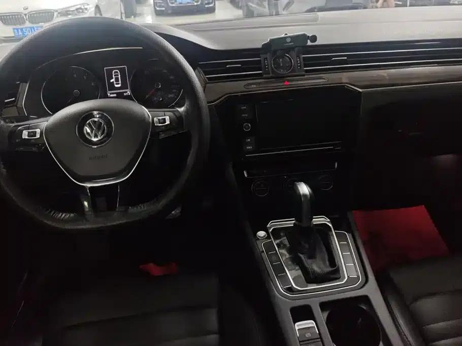 2019 Volkswagen Magotan 330TSI DSG Luxury Edition (China VI Emission Standard) — миниатюра 12